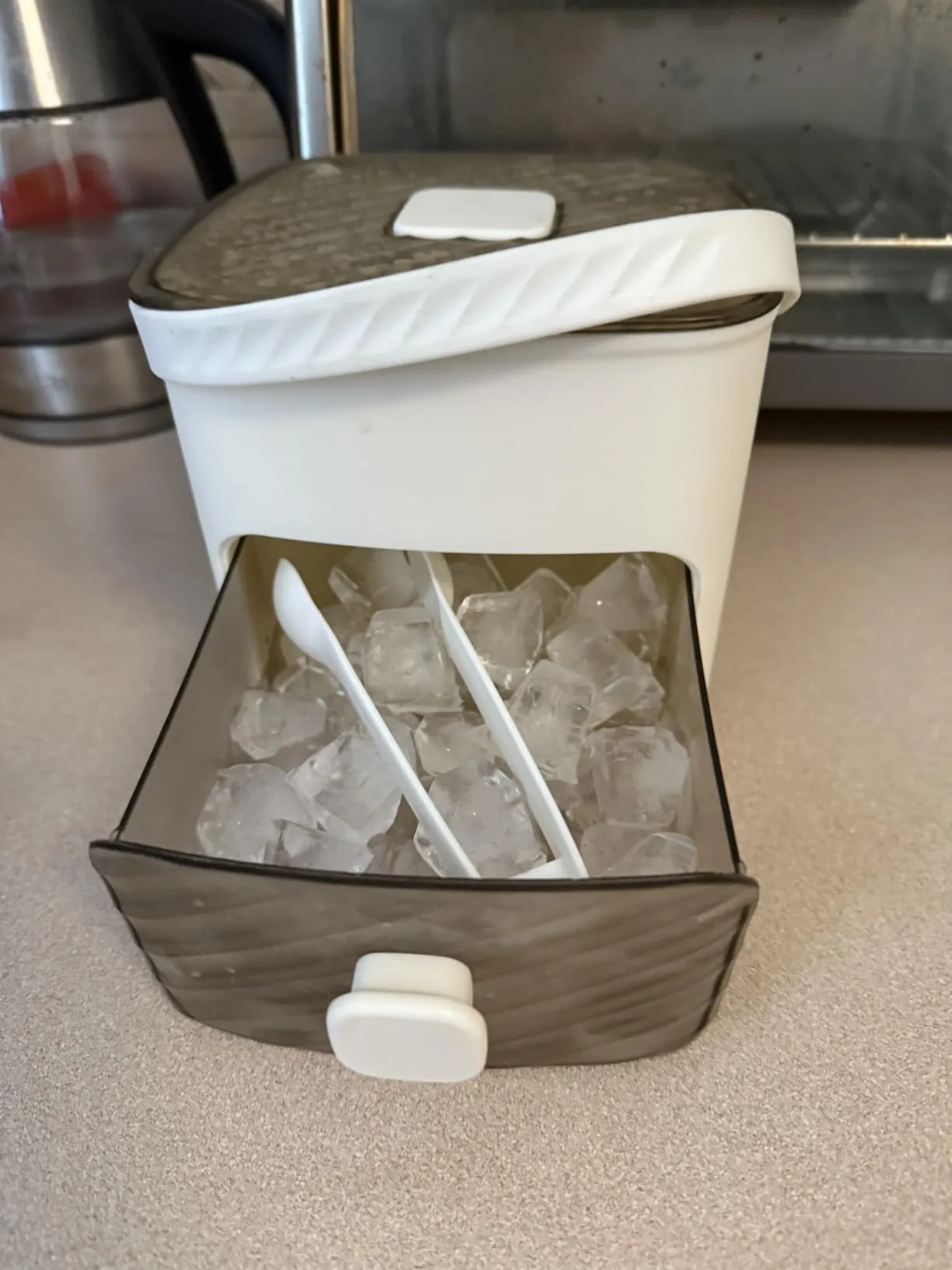 Customer photo of the ice cube set